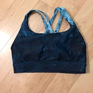 Lululemon sports bra